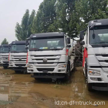 Truk Pengaduk Beton Howo 6 * 4 Bekas